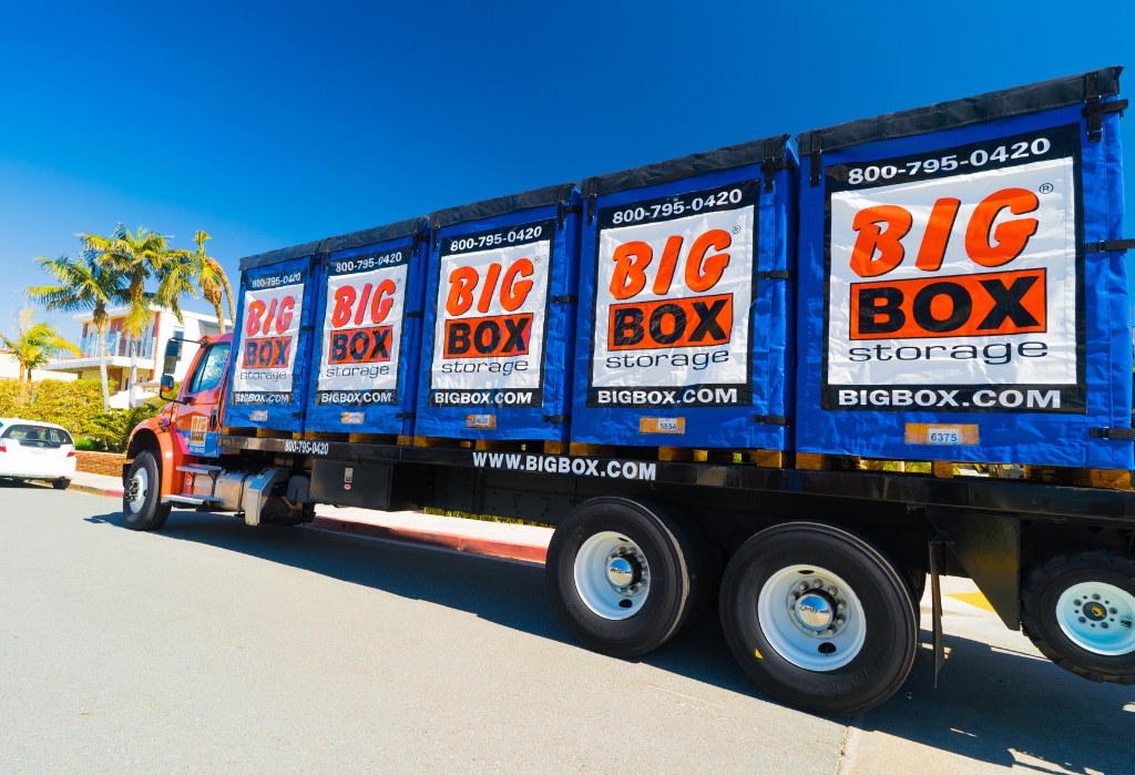 Escondido storage truck from Big Box Storage